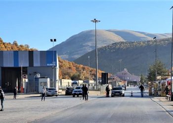 Grekët mbyllin Kapshticën: shkak, rastet e shtuara me covid-19