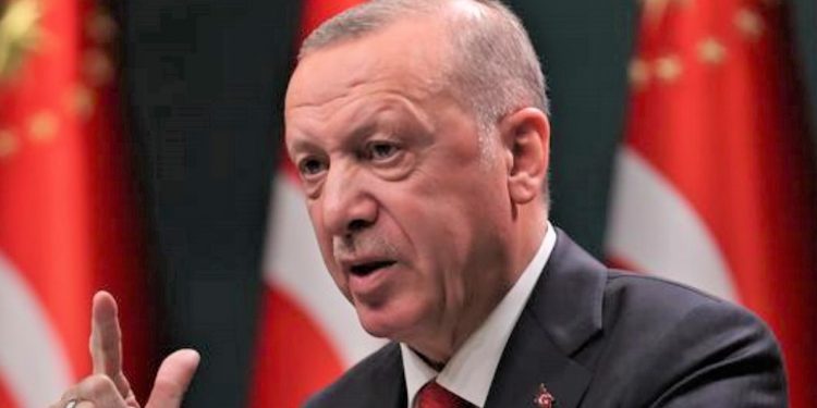 Turqia: ekonomia në kolaps?