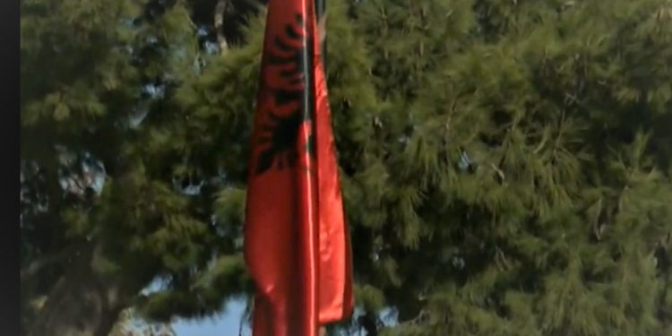 108 vjetori i Pavarësisë bashkon Ramën dhe Metën në Vlorë (live)