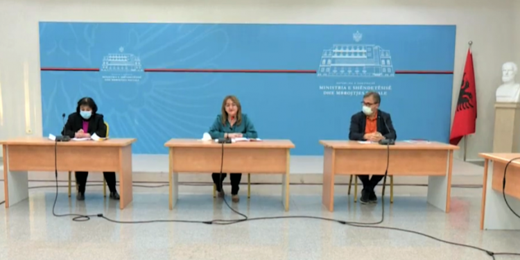 Shqipëria mbyllet për herë të dytë: jo lokaleve dhe bareve pas orës 22.00