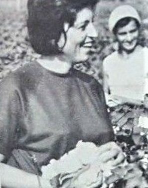 Ndahet nga jeta Themie Thomai. Rrjeti mbushet me mirënjohje ndaj saj