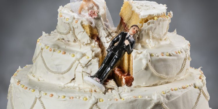 Nuk i propozon pas tetë vitesh lidhje: e reja hedh në gjyq partnerin