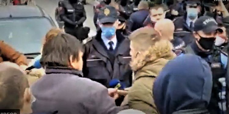 Përshkallëzohet protesta ndaj vrasjes së Klodian Rashës: Shkodra në flakë