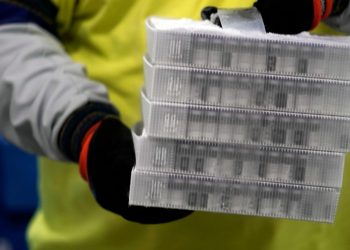 Nis vaksinimi anti-covid në të 50 shtetet e Amerikës. Me gjasa, fillimi i fundit të pandemisë