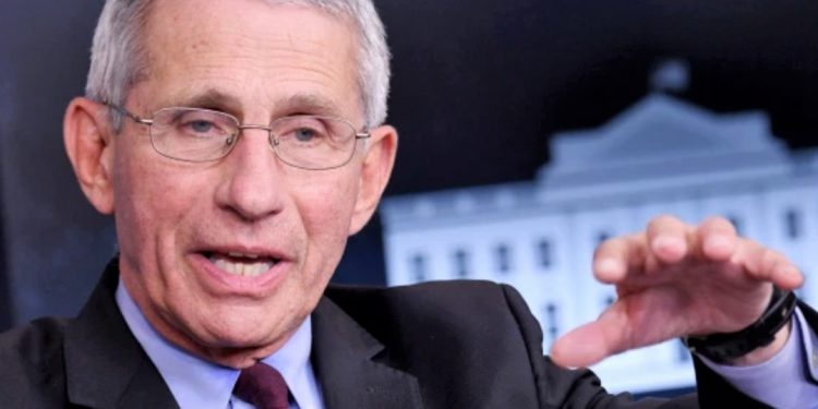 Fauci lajmëron:  më kërcënuese variantet covid që vijnë nga Brazili dhe Afrika e Jugut