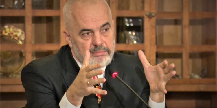 Nuk do  ketë më as ulje e as ngritje taksash: marrëdhënia shtet-biznes, biznes-biznes do jetë online