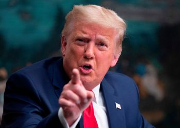 Nxehet situata në Amerikë. Trump  presion Sekretarit të Shtetit të Xhorxhias: plotëso votat, që të fitojmë (audio)