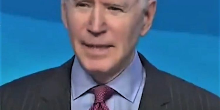 Biden komenton mosshkuarjen e Trump-it: “Bën mirë të mos vijë” (video)