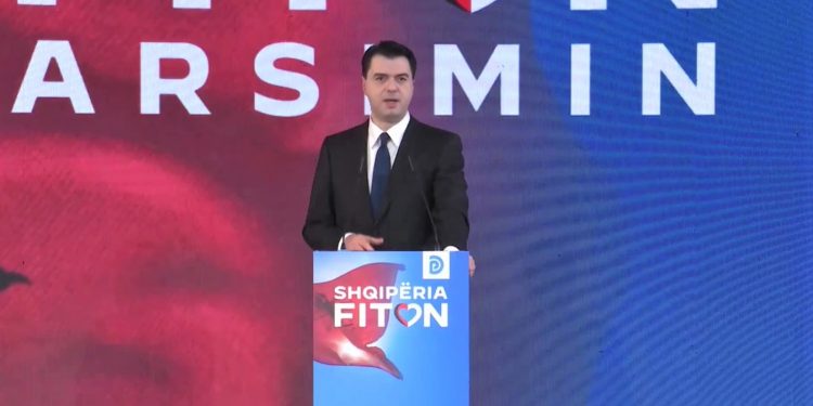 Magjeps Basha me planin për arsimin: mësuesit 700 euro rrogë, pedagogët  900, profesorët 1300