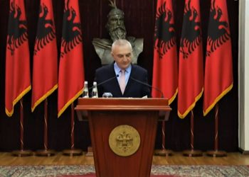 Meta konferencë për koncesionin e “Nënë Terezës”: 43 faqe me shkelje kushtetuese, deputetët t’i lexojnë me vëmendje