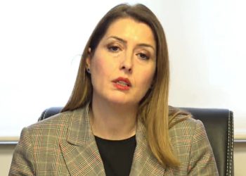 Nga nesër mbyllemi që në 8 të mbrëmjes: hyjnë në fuqi masat e reja anti-covid