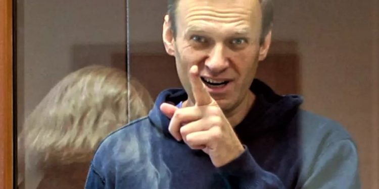 Kritiku i Putinit, Alexei Navalny humbet apelin ndaj burgosjes. Gjykata e lë në burg