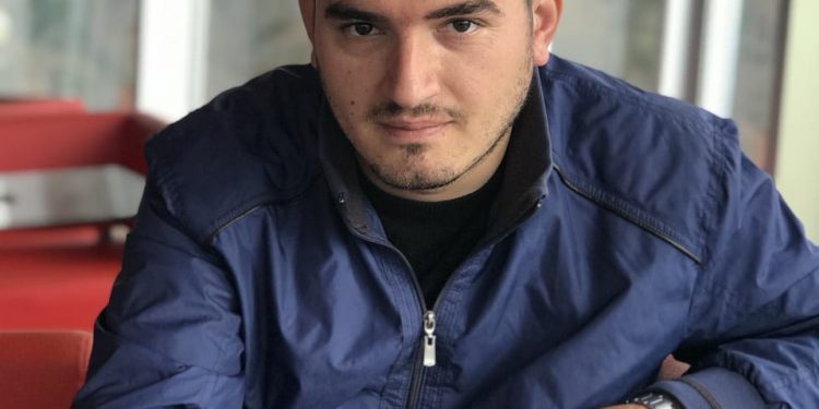 Arjan Sala, djaloshi që rronte me punë të ndershme.  Paqja qoftë mbi të!