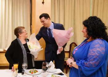 Basha uron gratë për 8 mars: “Meritoni një qeverisje më të mirë”