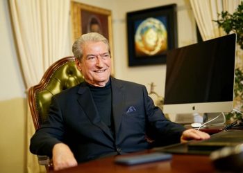 Berisha komenton listat e PS-së: “Gijotinë e dekapitimit të PS!”