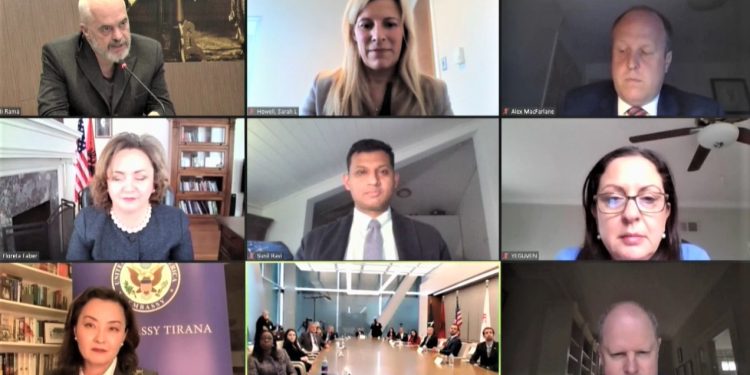 “Vlora HUB rajonal për gazin e lëngshëm”. Qeveria Rama marrëveshje me Exxon Mobil & Excelerate Energy, për futjen e gazit të lëngshëm natyror