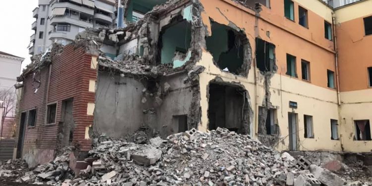 Prishja e maternitetit “Mbretëresha Geraldinë”, reagon Unioni i Arkitektëve të Shqipërisë