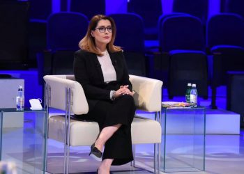 Manastrliu njofton mbërritjen e 38.400 dozave AstraZeneca për vaksinimin e mësuesëve