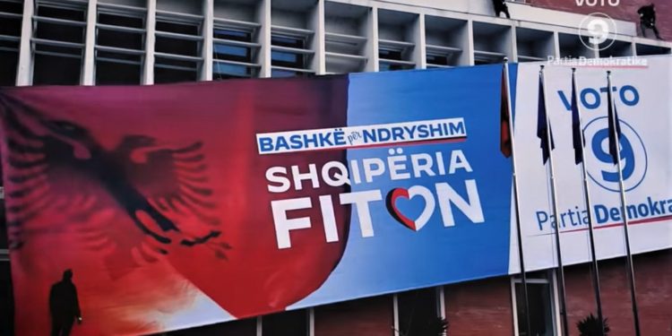 “Së bashku do të fitojmë”, Basha përshëndet hapjen e fushatës zyrtare (video)