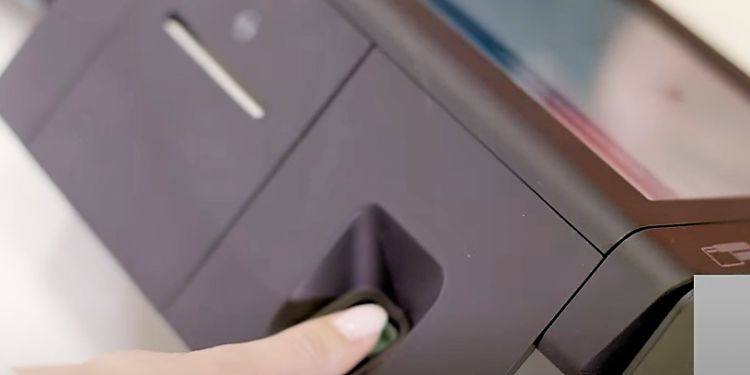 Verifikimi elektronik i votuesit/ KQZ-ja publikon videon dhe paralajmëron: “Kujdes, pengon votimin e dyfishtë!” (video)