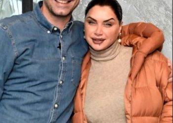 “Lali Eri ma ka marrë dhe mua zemrën”. Çiljeta i bashkohet Erion Veliajt (video)