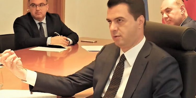 Basha onlajn me zv/presidentin e KE-së: ‘Brenda 100 ditëve të qeverisjes sime, bëjmë të mundur hapjen e negociatave