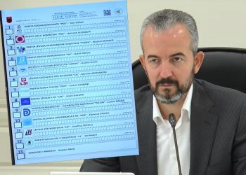Celibashi: Postera të mëdha dhe fletëpalosje në dhomat e fshehta, për të lehtësuar procesin e votimit. Ja kur quhet vota e pavlefshme