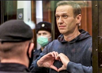 Kundërshatari i Putin-it Alexei Navalny, vendos t’i japë fund grevës së urisë