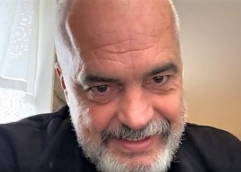 Rama publikon bisedën me Petrit Malajn: “O vëlla, thuaju atyre që duhet luftuar deri në fund ai tifozllëku politik. Të shohin interesin e Tropojës”