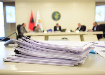 Ankimimi i votës së 25 prillit/ KAS vendos të marrë si provë materialet e 24 qendrave të  votimit në Berat