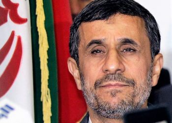 Ahmedinexhad i rikthehet garës elektorale, fton njerëzit të marrin pjesë në votime