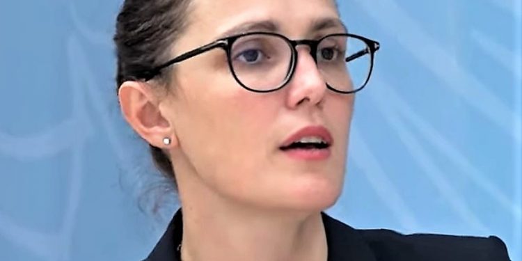 Fiskalizimi/ Drejtoresha e Tatimeve Ibrahimaj pranon që kostot rëndojnë më tepër tek biznesi i vogël