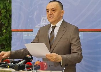 Kreu i Kadastrës  Lame fton të interesuarit të aplikojnë për drejtorë: “Ja sheshi, ja mejdani,  mos u tutni nga llafet e fejsbukut”