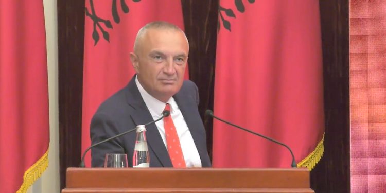 Meta reagon për herë të parë pas shkarkimit: “Votimi i parlamentit nul. Këtu do jemi deri më 25 korrik”