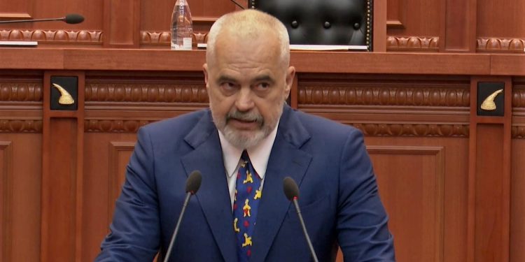 “Është bërë gazi i botës, parlamenti të ushtrojë pa ngurrim vullnetin e mbi 90 % të shqiptarëve”. Fjala e Ramës për shkarkimin e Metës