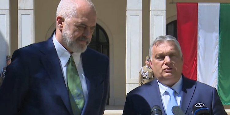 Hungaria mbështet anëtarësimin sa më të shpejtë të Shqipërisë në BE.  Orban: “Jemi të përkushtuar që kjo të ndodh sa më shpejtë, e pa parakushte të tjera”
