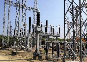 Bëjnë ndërhyrje të kundraligjshme në rrjet, ndahen nga jeta dy elektricistë në Fier