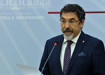 Reformimi i Policisë së Shtetit/ Ministri Çuçi takim me “drejtorët e rinj”