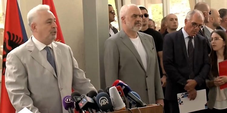 Hapet pika doganore e Grabomit me Malin e Zi, Rama apel për heqjen e tyre: “Synimi ynë që njerëzit të lëviznin të lirshëm në rajon e me të njëjtin dinjitet si në BE”