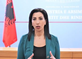 Shtyhet me dy javë fillimi i shkollës. Mësimi nis zyrtarisht më 27 shtator