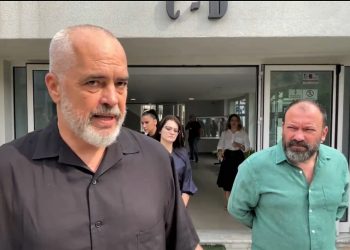 Vaksinimi për studentët dhe pedagogët i detyrueshëm. Rama: “Nuk ka nuk dua, ose  të largohen”
