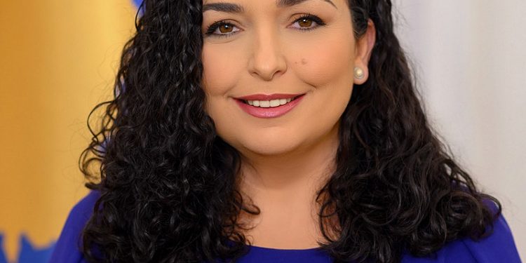 Kosova u thotë po refugjatëve afganë, presidentja Osmani: “Nuk u mbyllet dera atyre që pa dëshirën e tyre, janë të detyruar të lënë vatrat”