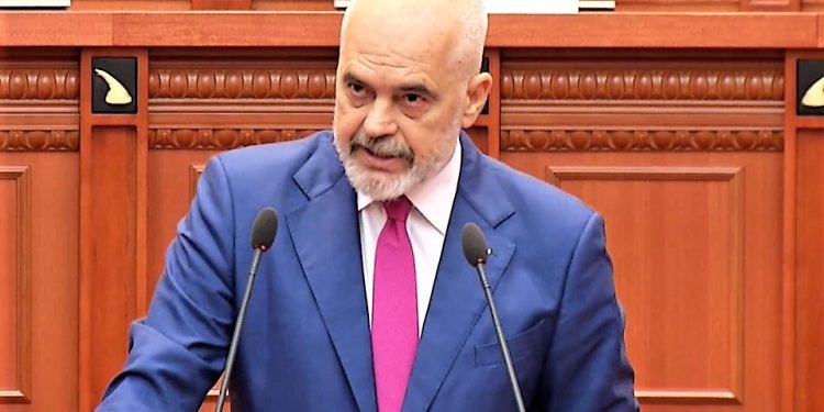 Kuvend/ Rama paralajmëron opozitën “Me urdhëra dhe kërcënime nuk do arrini gjë me ne! Nuk do pranojmë më ndërmjetësues të huaj për zgjidhjen e krizave”