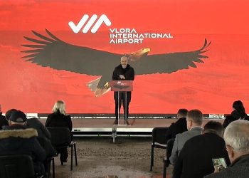 Përurohet nisja e punimeve për aeroportin e Vlorës. Rama: “Vlonjatët nuk na i kursyen romuzet, por ja ku jemi”