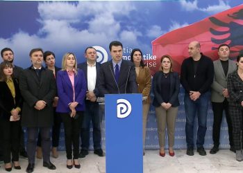 Pas shkarkimit nga Kuvendi i Berishës, reagon Basha: “Kjo ishte përpjekja e fundit e dëshpëruar dhe e turpshme e Berishës për të marrë peng PD-në”