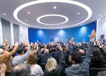 Basha publikon rezolutën ndaj Kuvendit të Berishës: “Çdo i qëndrim apo vendim i këtij tubimi, është nul dhe nuk ka vlerë politike e ligjore për PD-në”