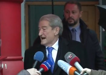 Berisha niset drejt Air Albania-s: “Mesazhet e Lulit janë histori turpi dhe morën përgjigjen më të shkëlqyer sot nga demokratët”