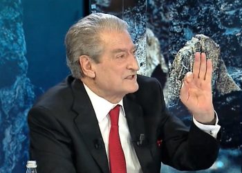 Berisha:  “Ne shkojmë paqësisht, por nëse ata përdorin dhunën…”