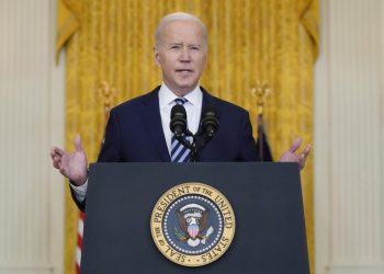 Biden deklaron sanksionet e reja ndaj Rusisë. Refuzon përjashtimin e saj nga sistemi SWIFT