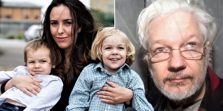 Martohet sot me ish avokaten e tij themeluesi i Wikileaks, Julian Assange. Ceremonia në burgun e Belmarshit, Londër